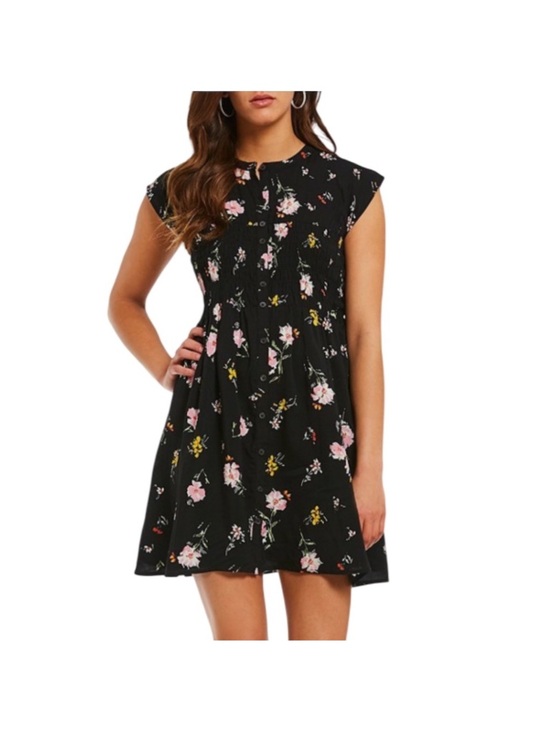 Free People Dresses & Skirts - Free People summer black dress with smocked waist and floral print Size Large